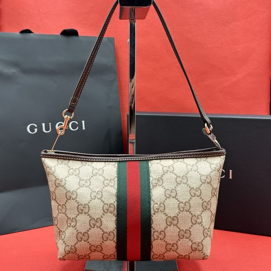 未使用品 GUCCI GGスプリーム シェリーライン ショルダーバッグ ブラウン
